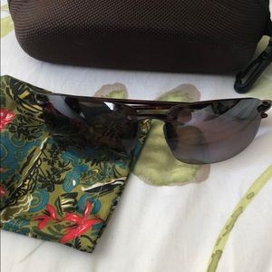 Maui Jim glasses *offer up